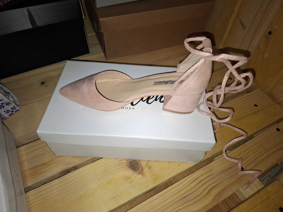 Pantofi cu toc Zapatos