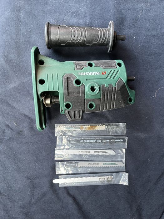 Приставка трион за винтоверт