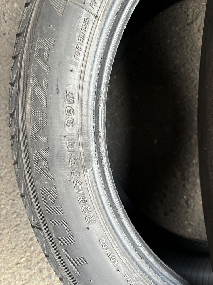 Vand 4 anvelope vara 225 50 18  99W Bridgestone Turanza T001