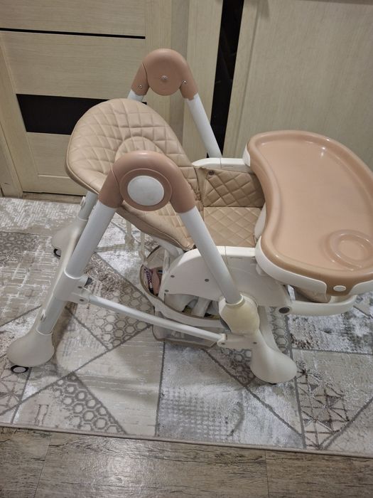 Детски стульчик хорошем состояние как новый