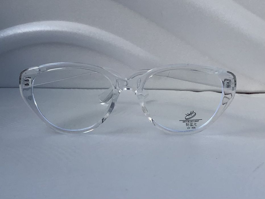 Прозрачни дамски очила за компютър