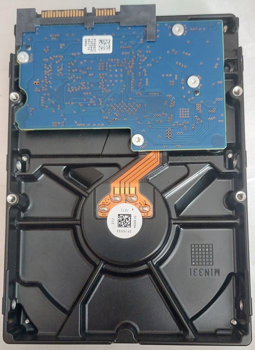 Toshiba 1TB DT01ACA100 - DEFECT