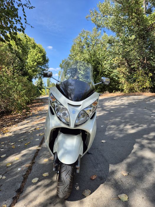 Suzuki Burgman 400