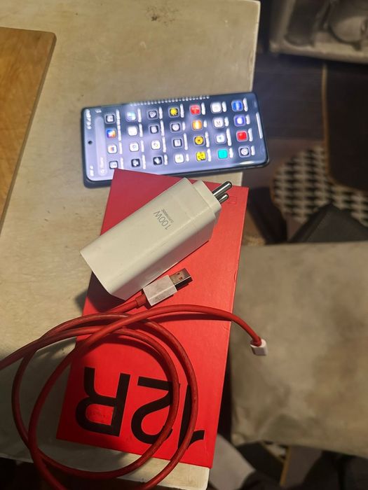 One plus 12r идеальный