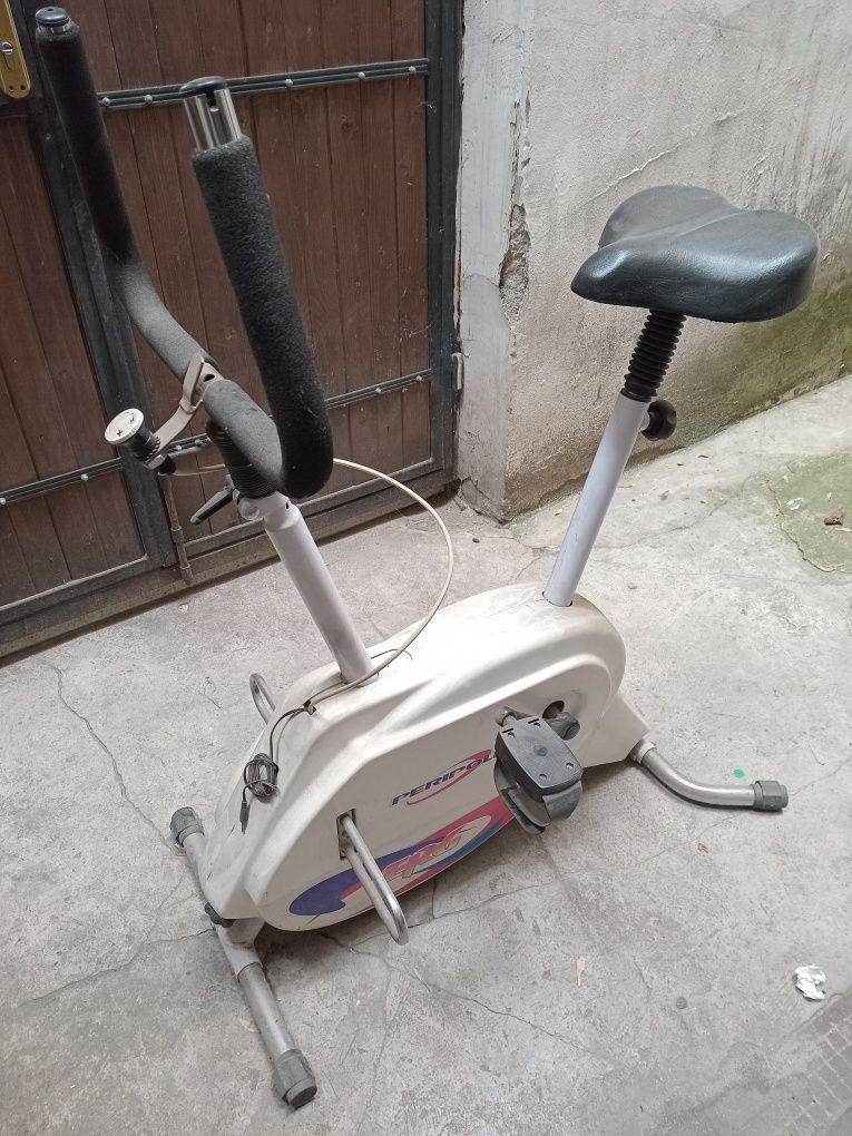 Bicicletă fitness