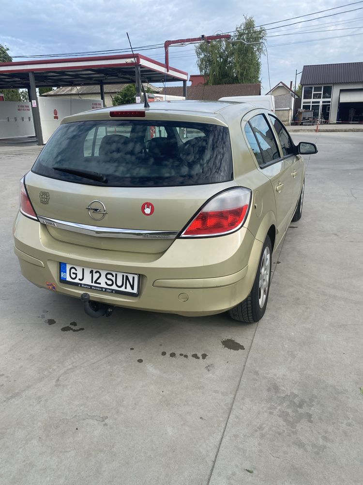 Vand Opel Astra H 1.6 Benzine