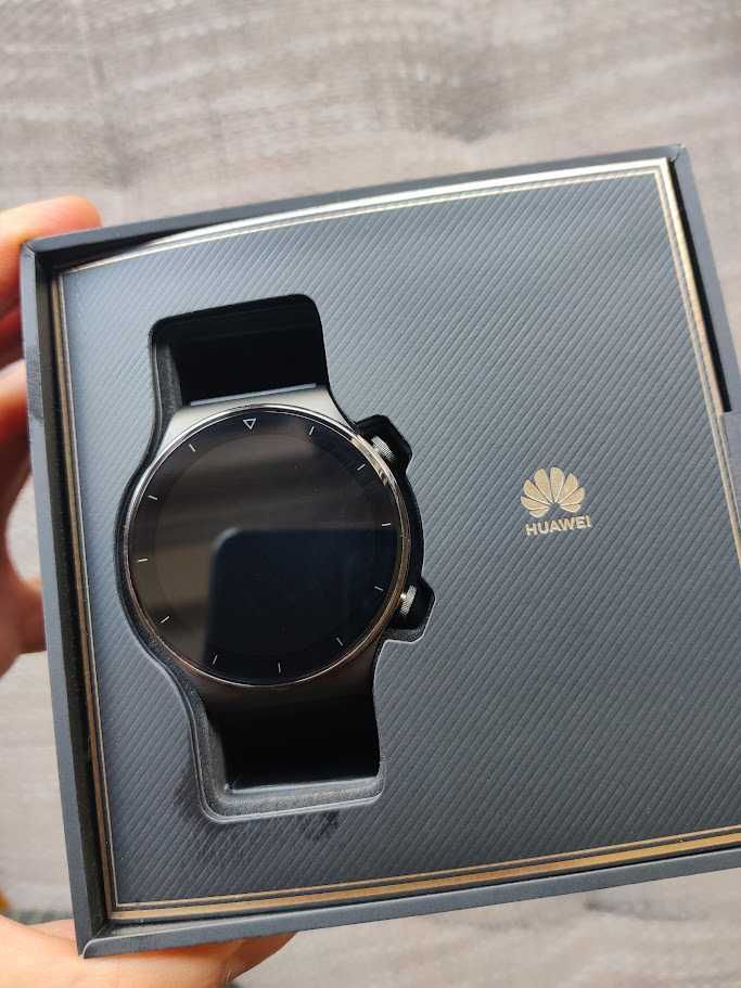 Смарт часовник Huawei Watch GT 2 Pro + оригинална кожена каишка