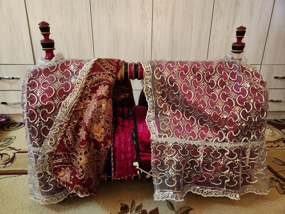 Beshik Sotiladi, xolati yangi