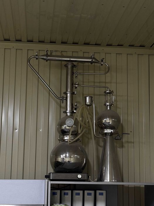 Дистиллятор для эфирных масел