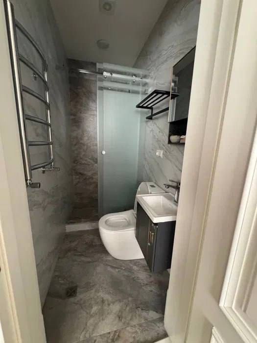 Srochna Uchaska sotiladi Yunusobod 8 kv