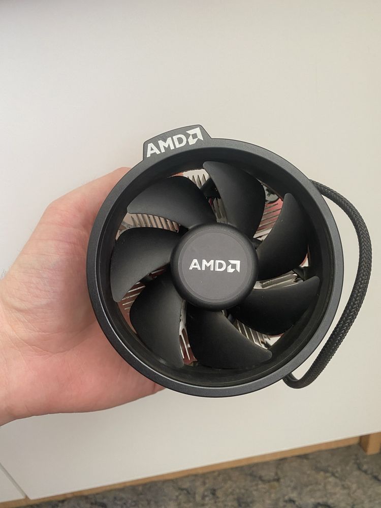 Coolere procesoare AMD Wraith Spire si Wraith Stealth