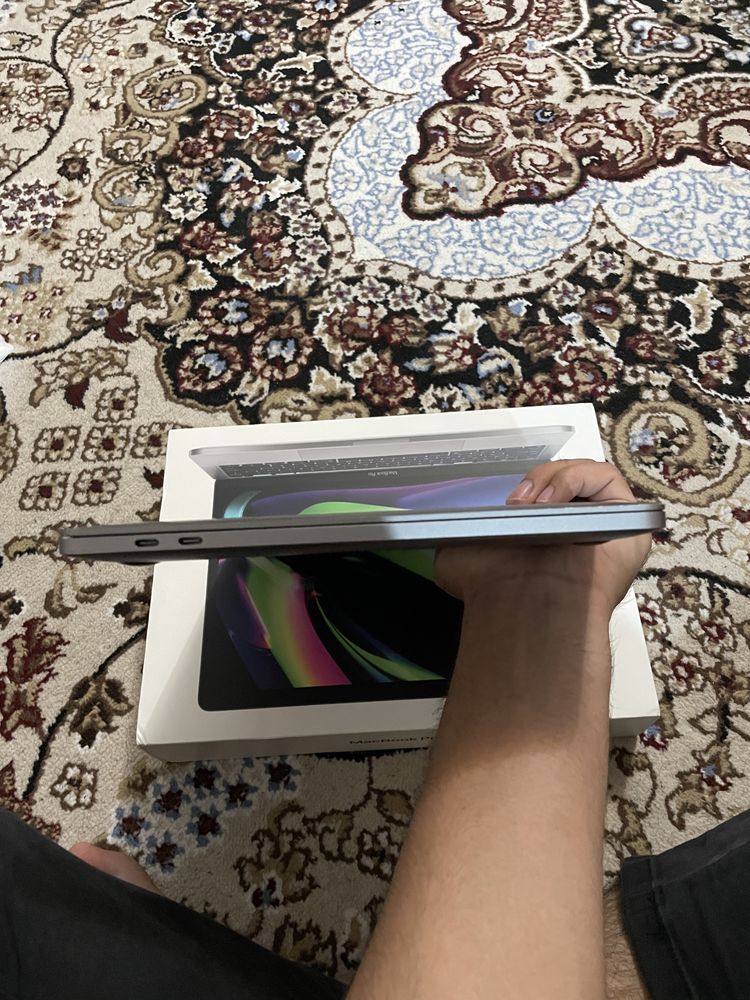 Macbook Pro M1 8/256