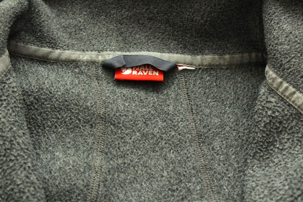 FJALLRAVEN Abisko trail и Stina - две дамски поларени горници, L и XL