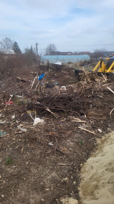 Bobcat bascula pamant vegetal nisip balastru