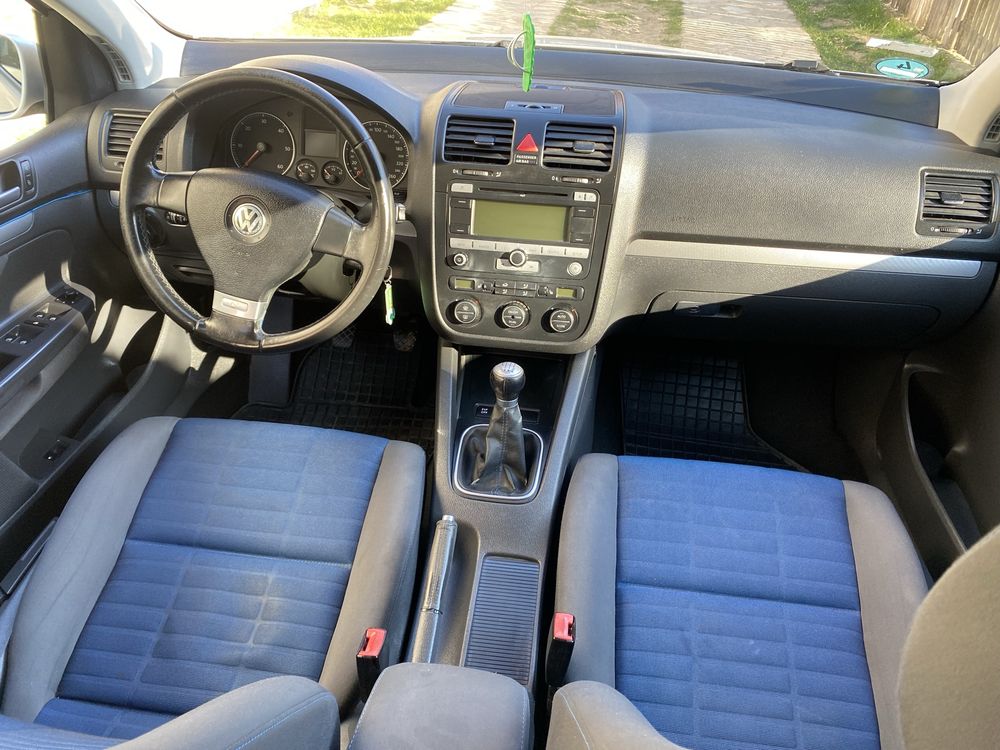 De vanzare golf 5