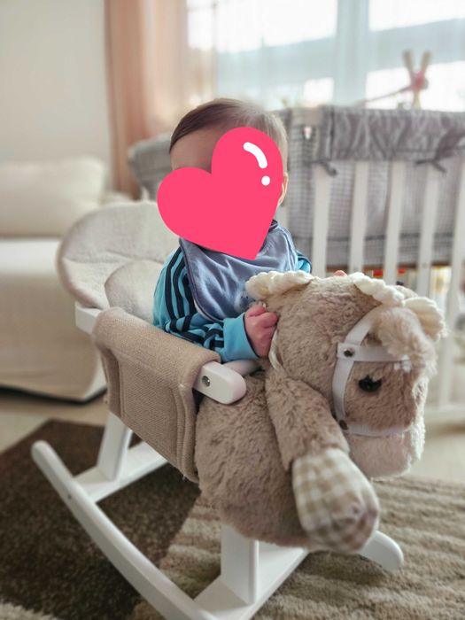 Люлеещо конче с етикети