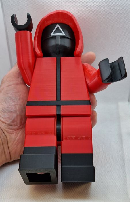 Vand figurina Lego Squid Game supradimensionata printata 3D