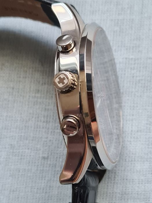 Menaj Swiss Military Patriot