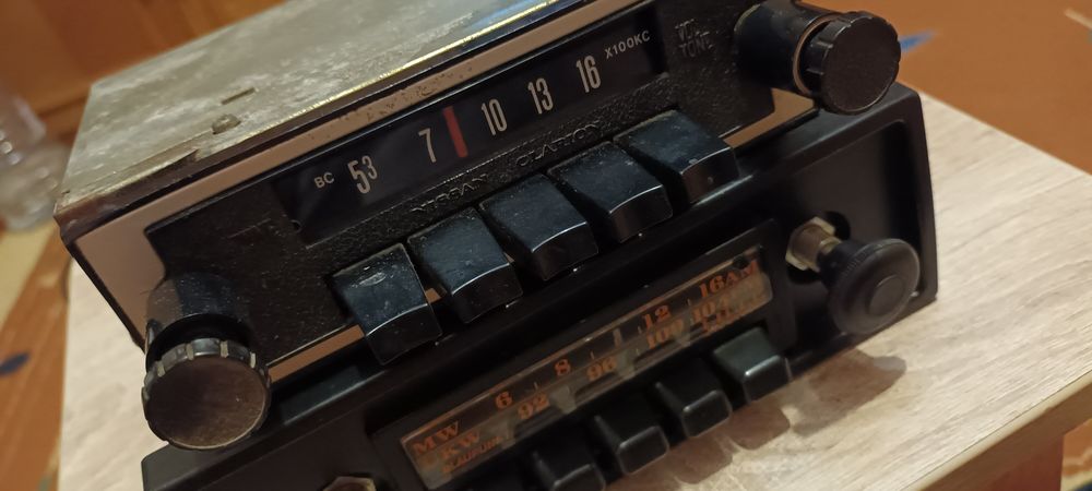Radio auto vintage retro Philips Blaupunkt Lille Clarion Nissan