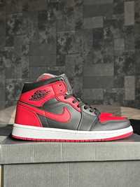 Nike Air Jordan 1 Mid 42.5 43 Black/Red