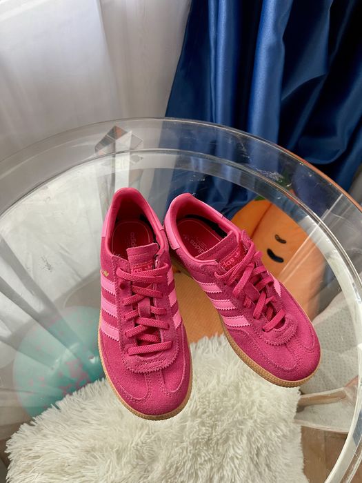 Adidas нови 33 номер
