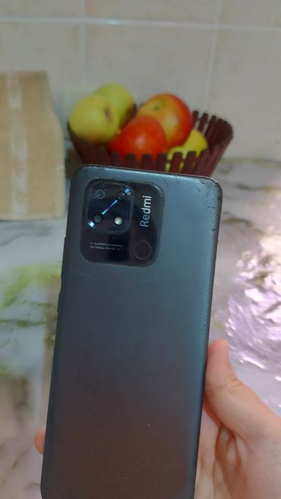 Redmi C10 б/у купил 2года нозад