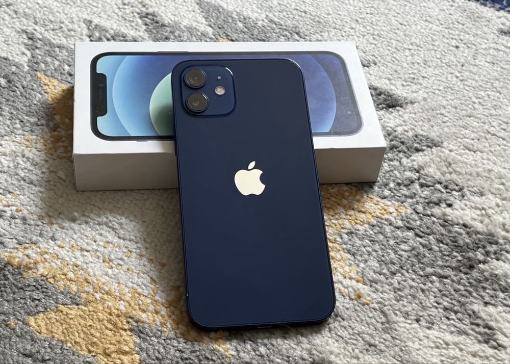 Iphone 12; Blue; 64 GB