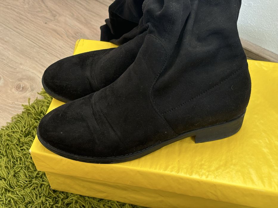 Черни чизми - велурени