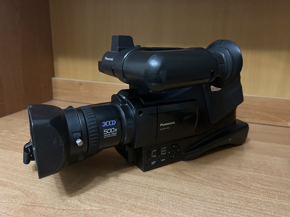 Видеокамера Panasonic MV-MD 10000