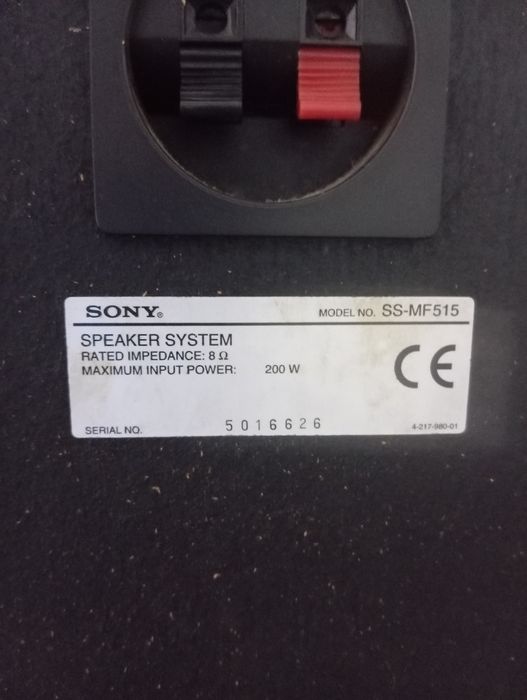 Sistem audio cu subwoofer boxe Sony și statie bluetech plus toate cabl