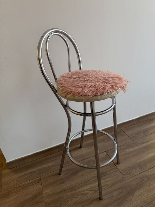 Scaun inalt de bar / make up