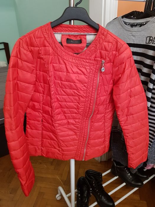 Свежо пролетно яке Л размер