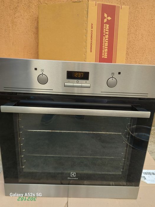 Фурна за вграждане Electrolux