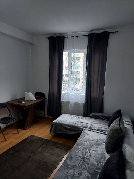 De vânzare garsoniera recent renovată