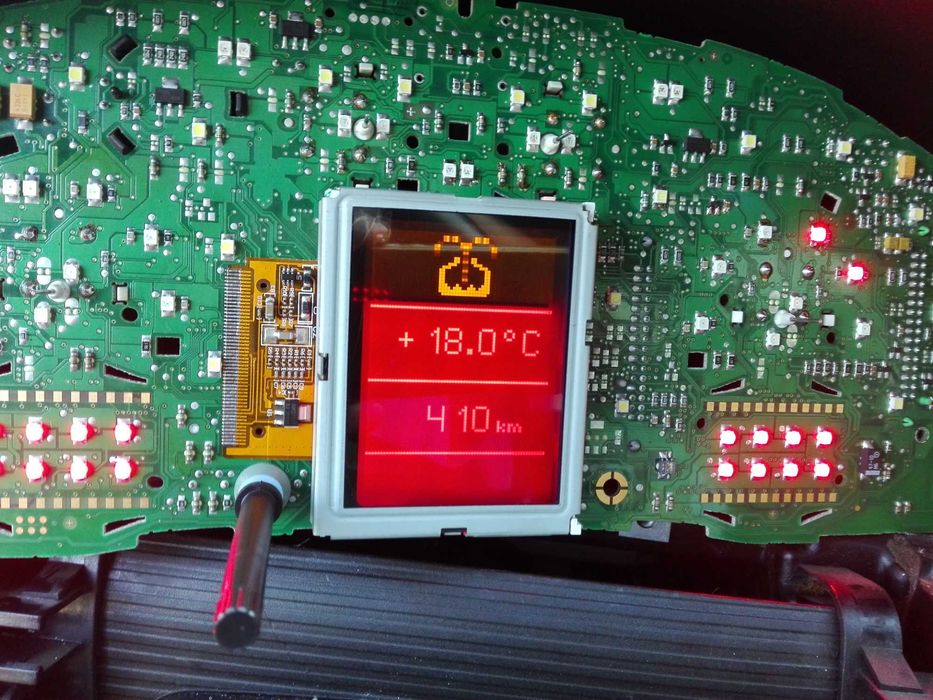 Înlocuire profesionala display LCD și/sau buzzer la ceasurile de bord