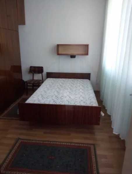 Дава се под наем Четиристаен апартамент в Пловдив, Център - 120 кв.м за 306 € - Снимка #2