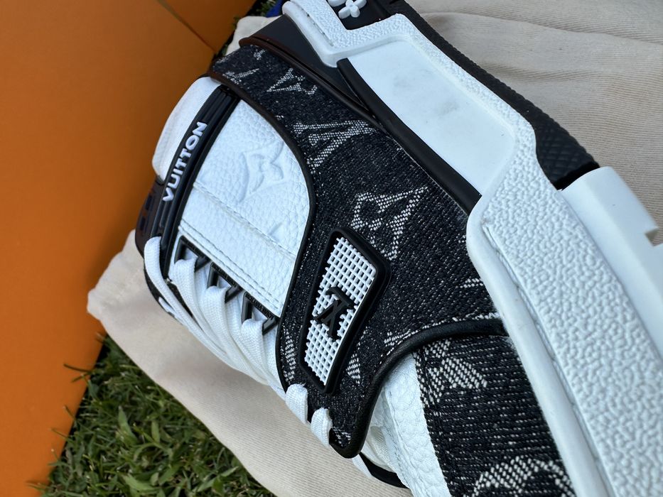 Adidasi LV / Louis Vuitton Trainer / 2025