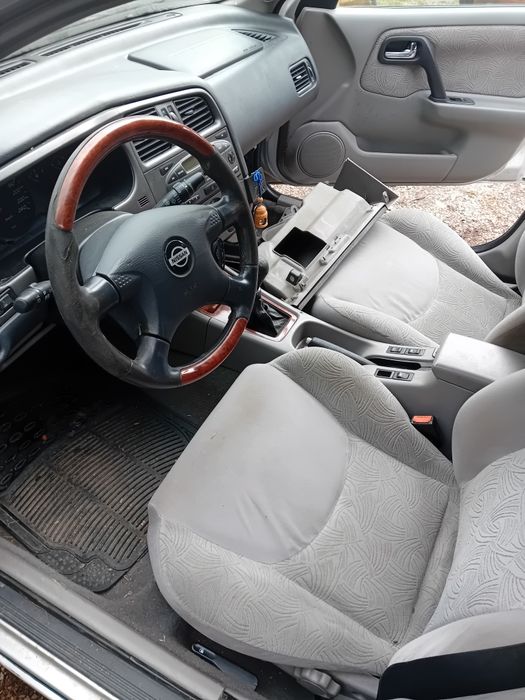 Продавам на части Нисан примера п11  2.0тд NISSAN Primera