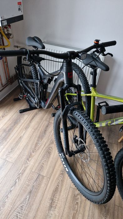 Bicicleta full suspension Focus Thron