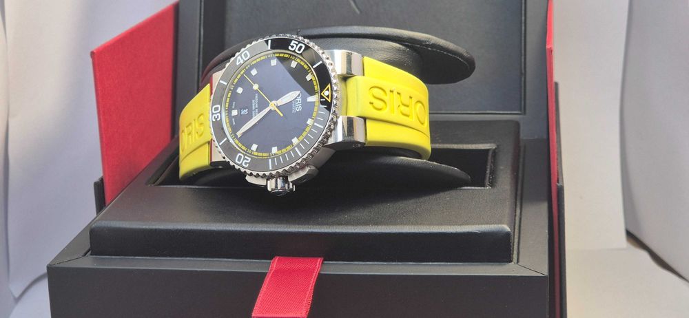 Oris Aquis Date 43