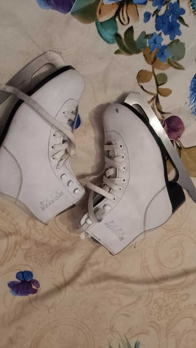 Кънки за лед. 34 номер