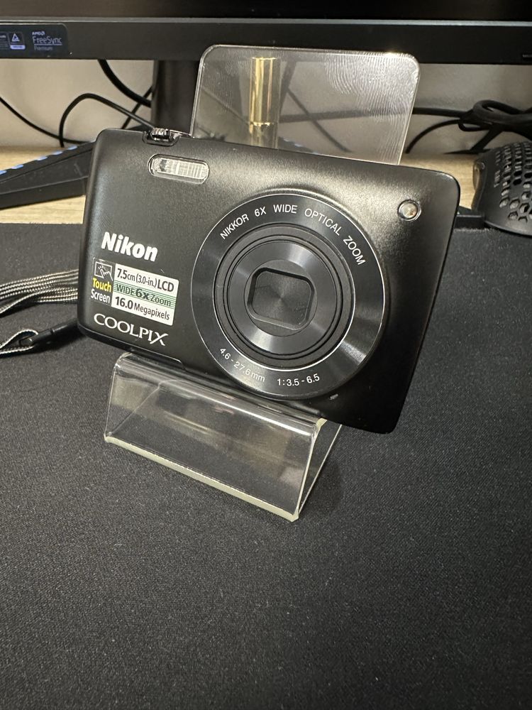 Nikon Coolpix S4200
