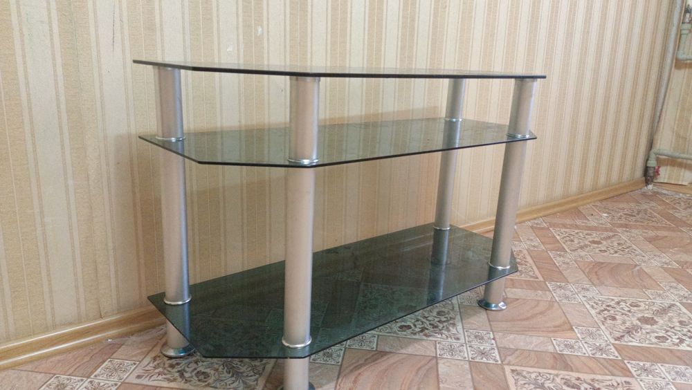 Продаются Недорого: Подставка Стеклянная под Телевизор