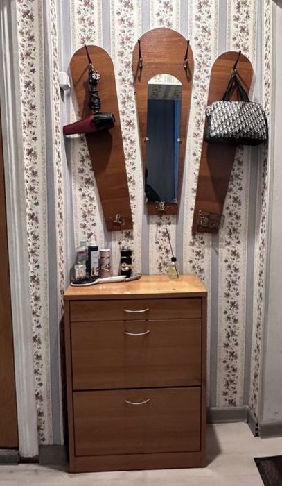 Шкаф для прихожей обувница с зеркалами и вещилка