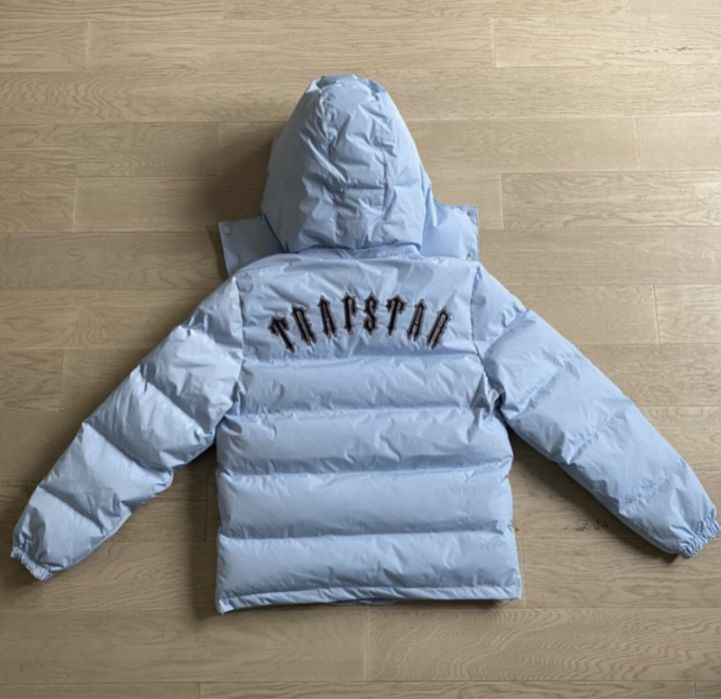 geaca trapstar baby blue albastru