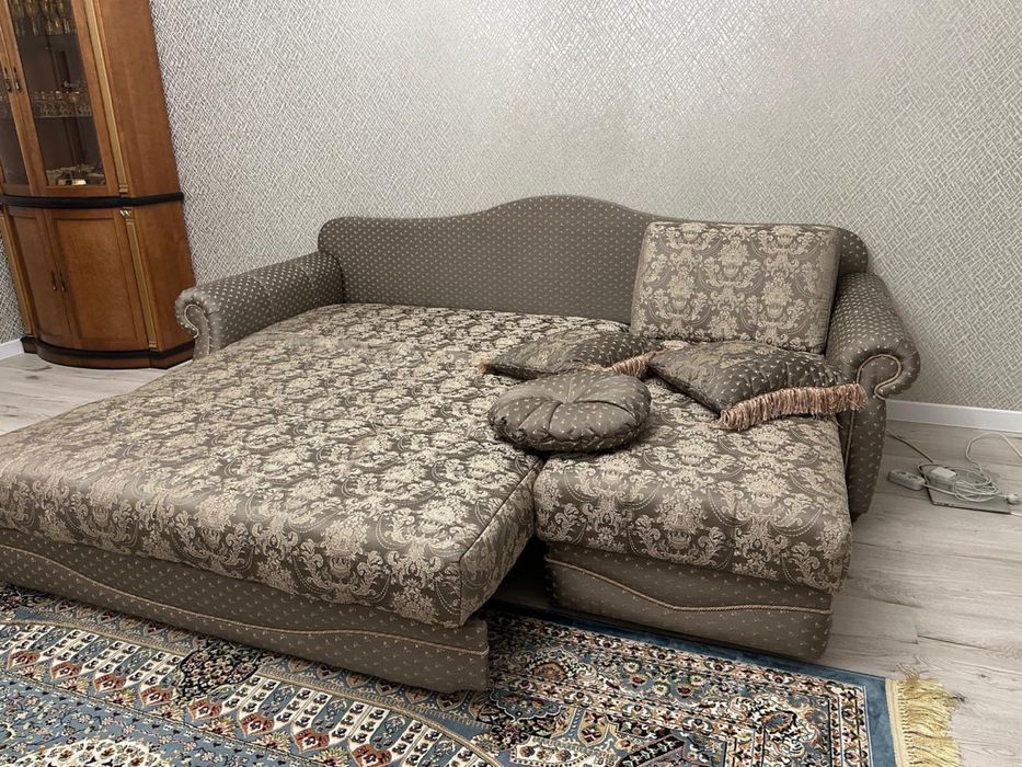 Продам мягкий уголок в отличном состоянии