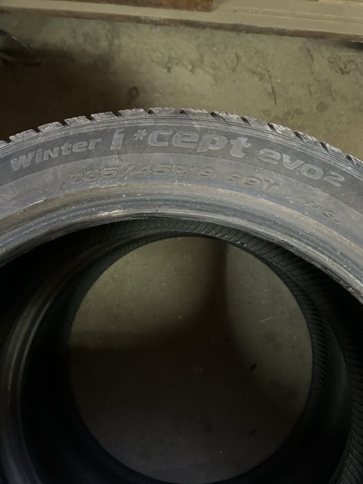 Hankook winter iCept evo 2 235/45/19 6мм грайфер зимни гуми