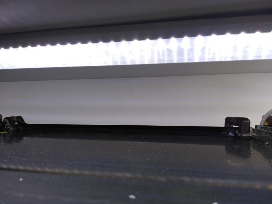 Lampa(lumina) led acvariu pesti