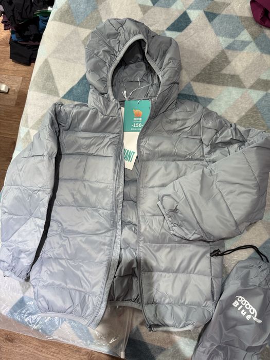 Куртка  серая новая  на рост 120-130 см