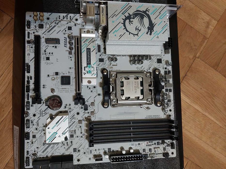 AMD Ryzen 5 7600 + MSI B840M Gaming Plus WI-FI 6E